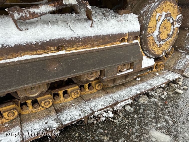 image for item DV0513 2001 Caterpillar  D5C XL Series 3 dozer