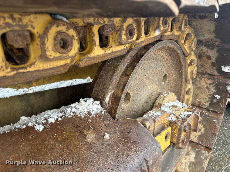 image for item DV0513 2001 Caterpillar  D5C XL Series 3 dozer