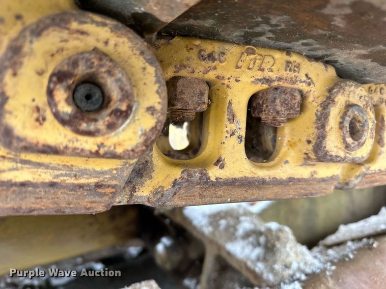 image for item DV0513 2001 Caterpillar  D5C XL Series 3 dozer