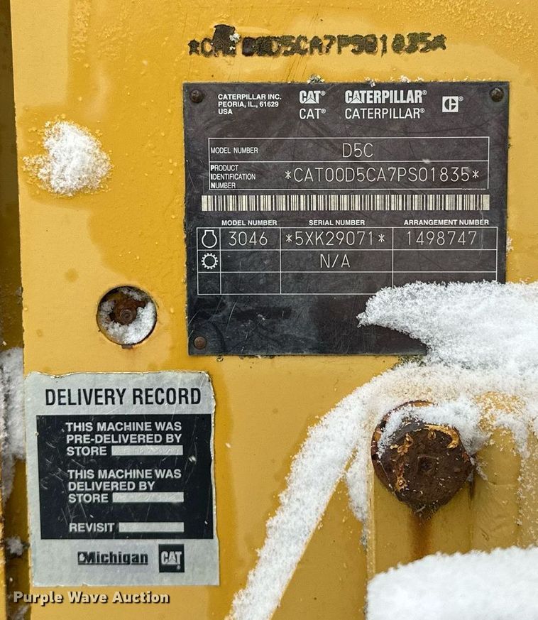 image for item DV0513 2001 Caterpillar  D5C XL Series 3 dozer