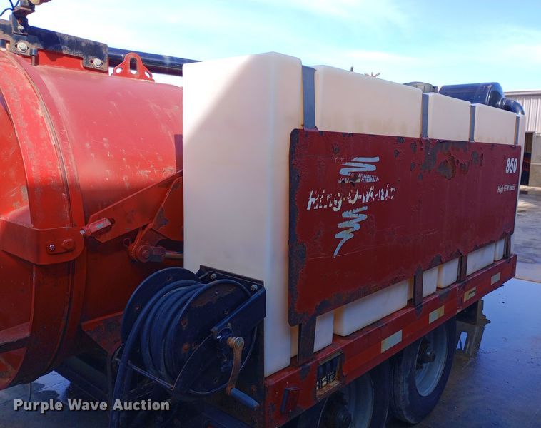 image for item DW0854 2014 Ring-o-Matic 850 vacuum excavator