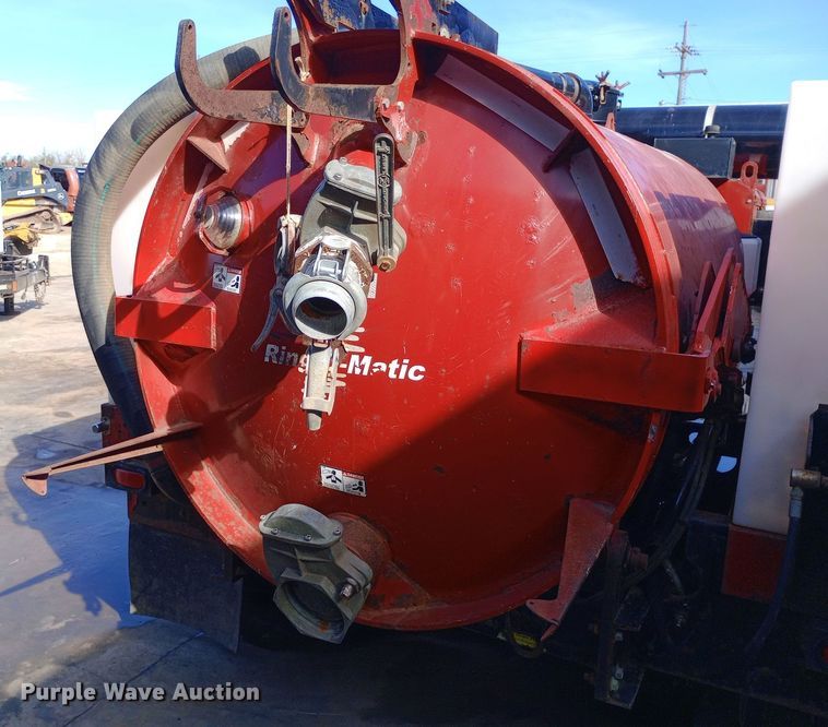 image for item DW0854 2014 Ring-o-Matic 850 vacuum excavator