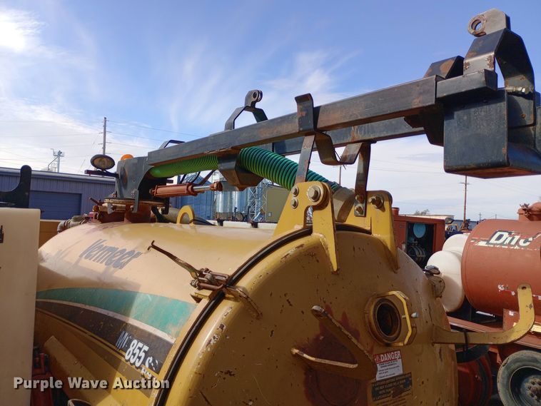 image for item DW0855 2010 Vermeer MC855SDT vacuum excavator