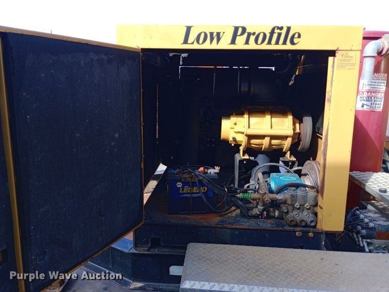 image for item DW0855 2010 Vermeer MC855SDT vacuum excavator