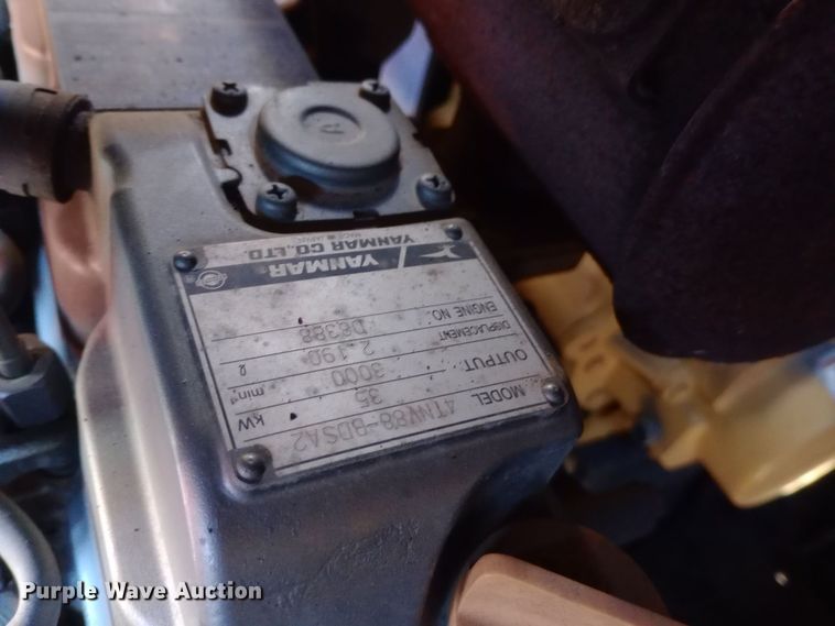 image for item DW0855 2010 Vermeer MC855SDT vacuum excavator