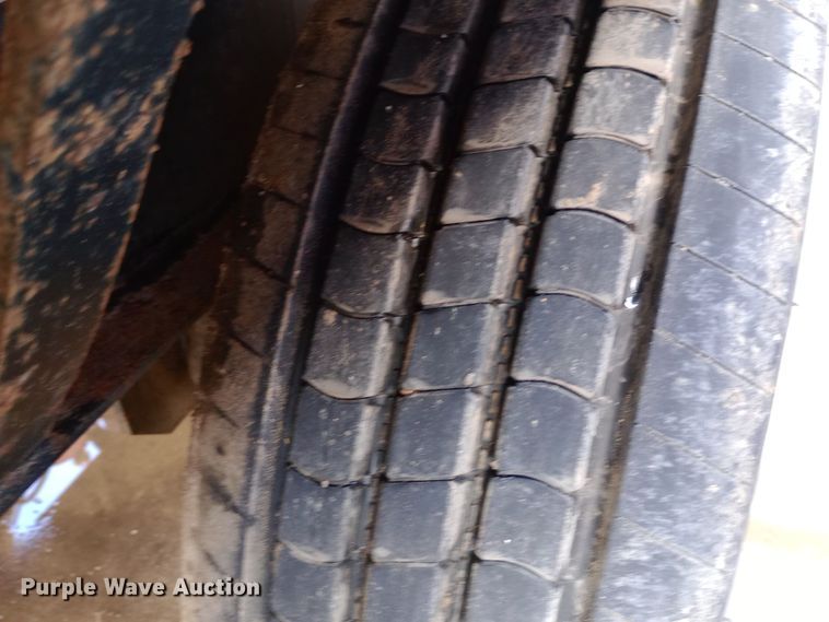 image for item DW0855 2010 Vermeer MC855SDT vacuum excavator