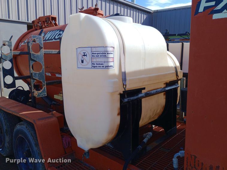 image for item DW0864 2006 Ditch Witch FX60 vacuum excavator