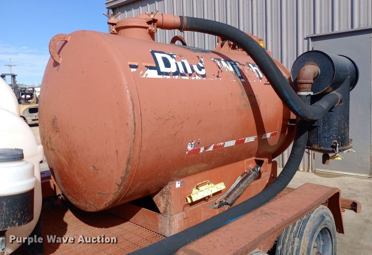 image for item DW0864 2006 Ditch Witch FX60 vacuum excavator