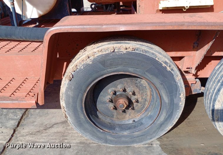 image for item DW0864 2006 Ditch Witch FX60 vacuum excavator