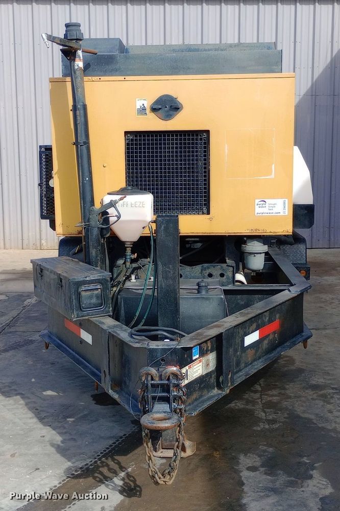 image for item DW0865 2009 Vermeer V500 vacuum excavator