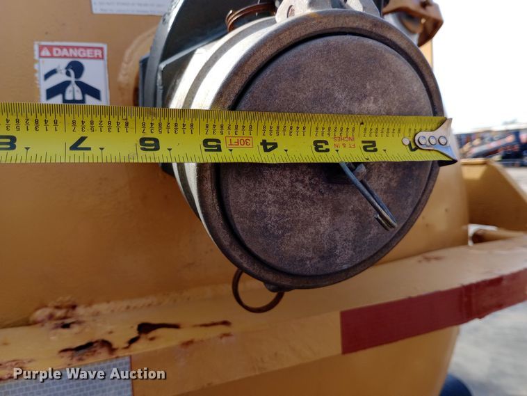 image for item DW0865 2009 Vermeer V500 vacuum excavator