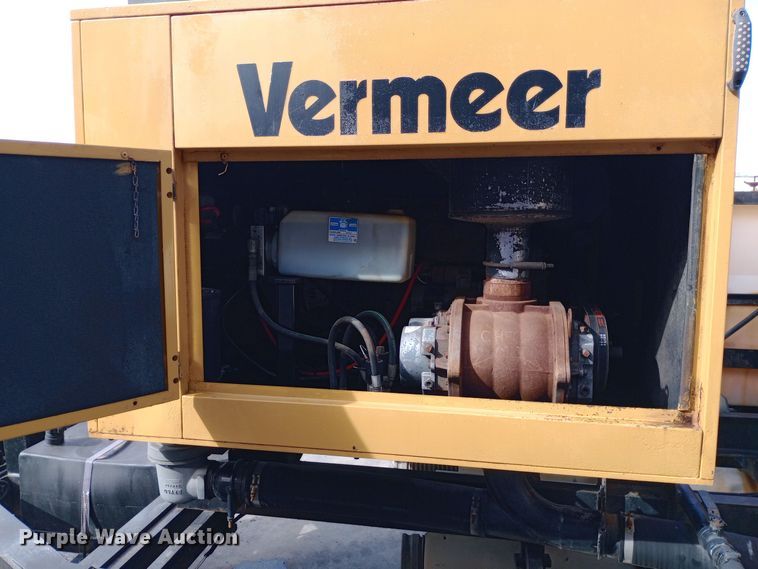 image for item DW0865 2009 Vermeer V500 vacuum excavator