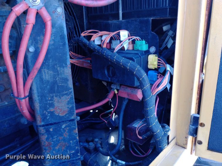 image for item DW0865 2009 Vermeer V500 vacuum excavator