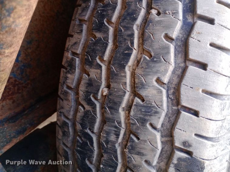 image for item DW0865 2009 Vermeer V500 vacuum excavator