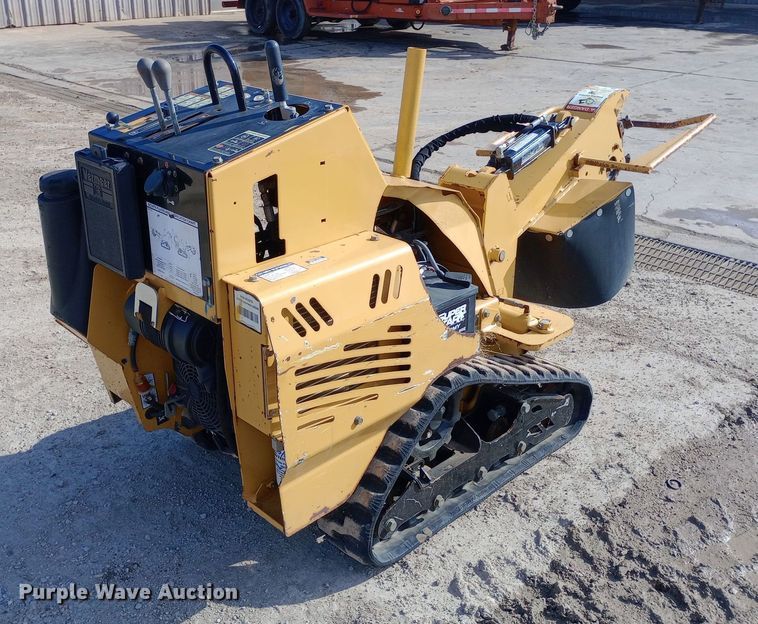 image for item DW0869 2014 Vermeer SC30TX stump grinder