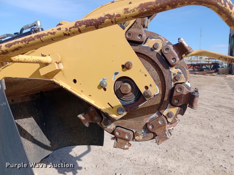 image for item DW0869 2014 Vermeer SC30TX stump grinder