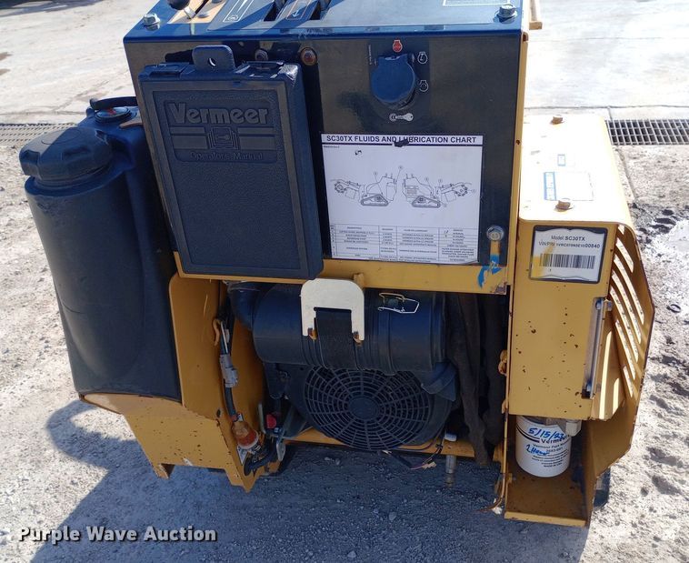 image for item DW0869 2014 Vermeer SC30TX stump grinder