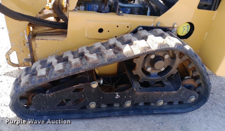 image for item DW0869 2014 Vermeer SC30TX stump grinder