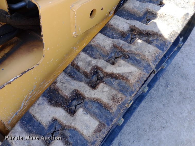 image for item DW0869 2014 Vermeer SC30TX stump grinder