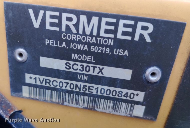 image for item DW0869 2014 Vermeer SC30TX stump grinder