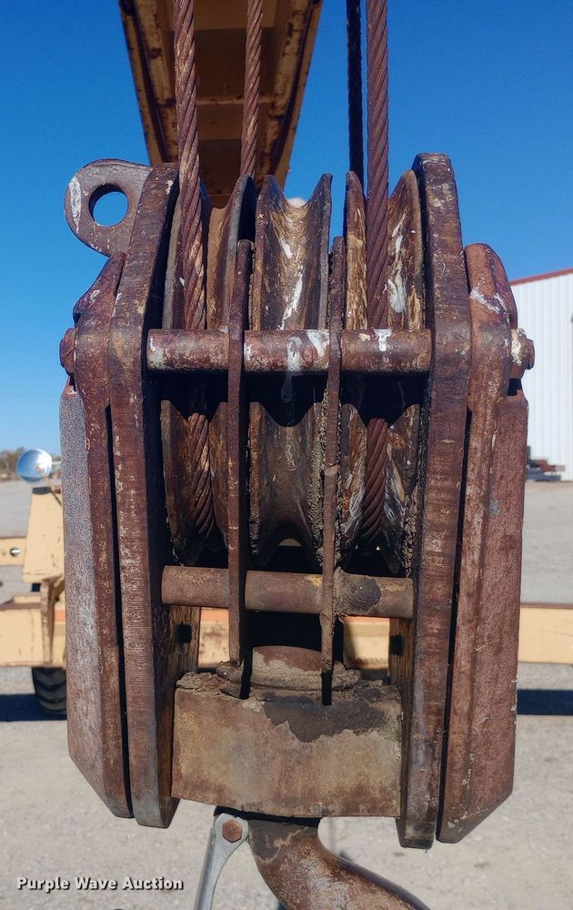 image for item DW0872 1980 Grove RT518 crane