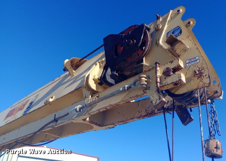 image for item DW0872 1980 Grove RT518 crane