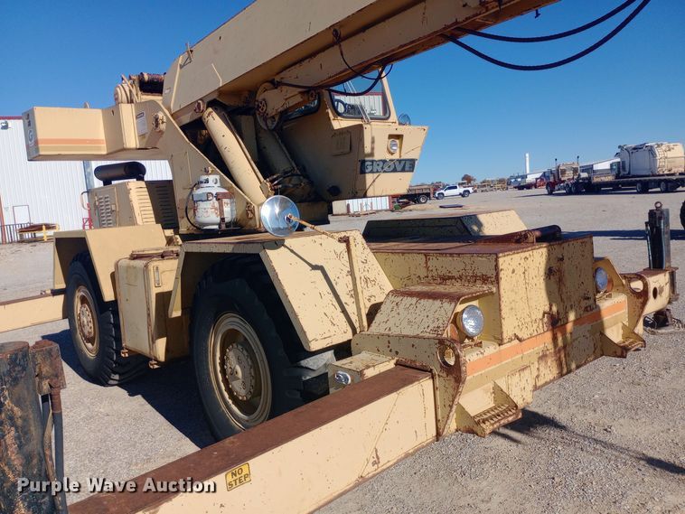 image for item DW0872 1980 Grove RT518 crane