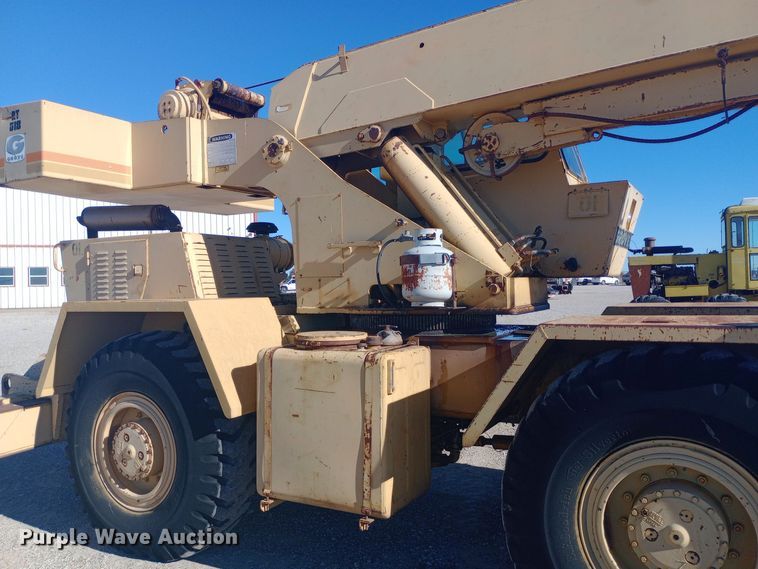 image for item DW0872 1980 Grove RT518 crane