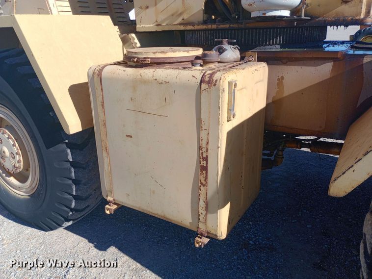 image for item DW0872 1980 Grove RT518 crane