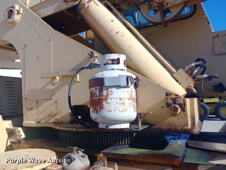 image for item DW0872 1980 Grove RT518 crane