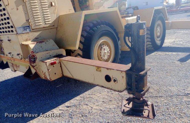 image for item DW0872 1980 Grove RT518 crane