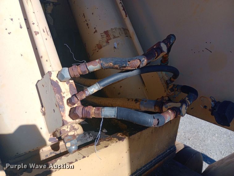 image for item DW0872 1980 Grove RT518 crane