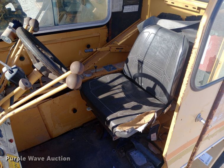 image for item DW0872 1980 Grove RT518 crane