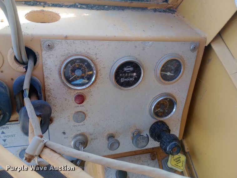 image for item DW0872 1980 Grove RT518 crane