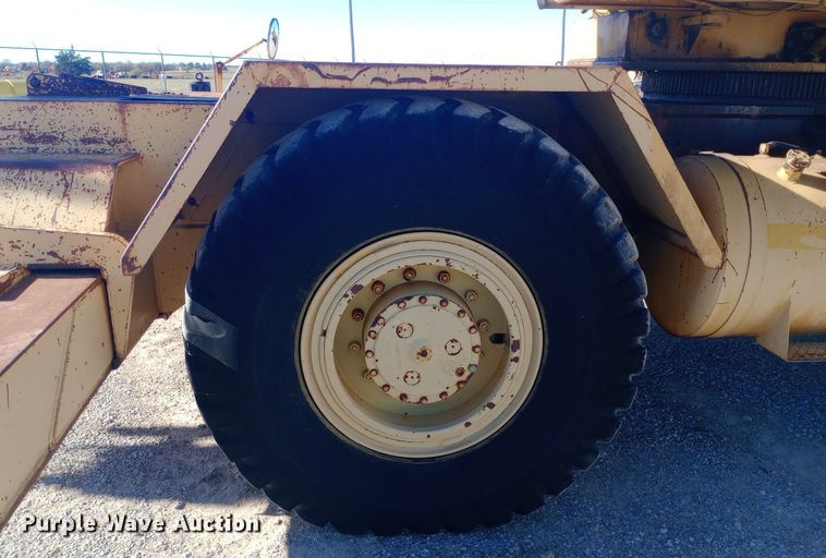 image for item DW0872 1980 Grove RT518 crane