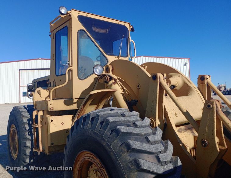 image for item DW0873 1980 Caterpillar 966C wheel loader