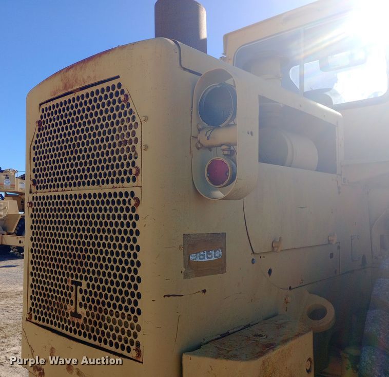 image for item DW0873 1980 Caterpillar 966C wheel loader
