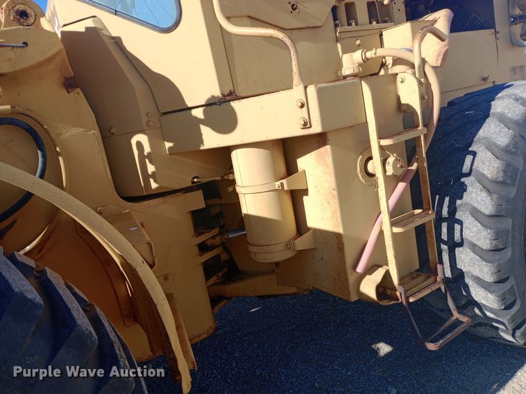 image for item DW0873 1980 Caterpillar 966C wheel loader