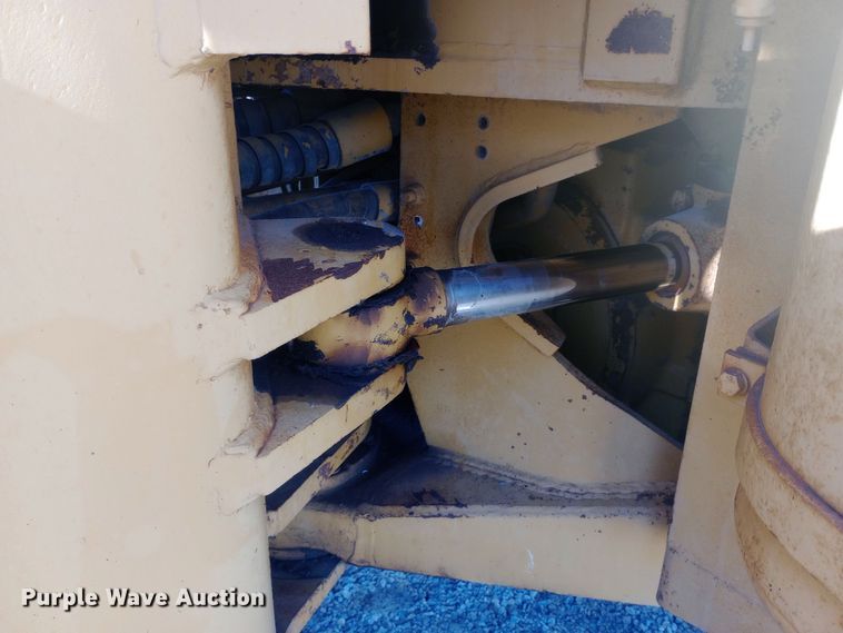 image for item DW0873 1980 Caterpillar 966C wheel loader