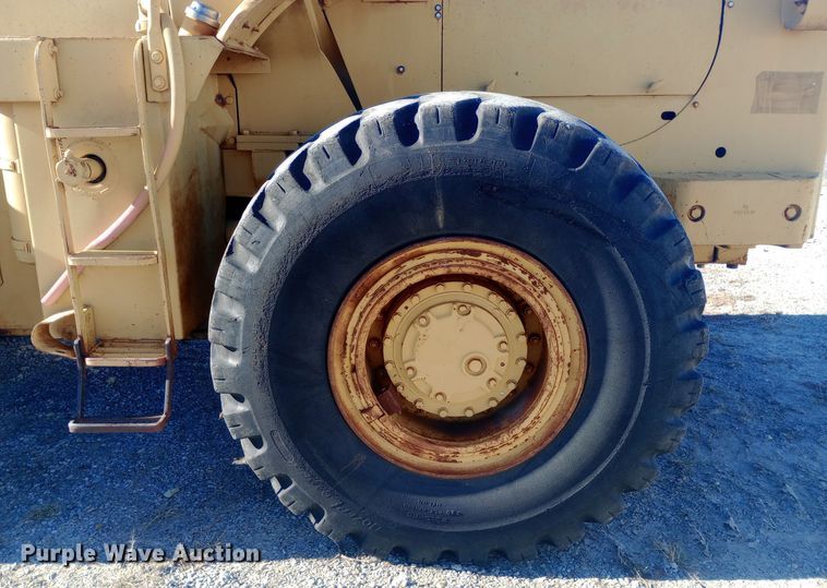 image for item DW0873 1980 Caterpillar 966C wheel loader