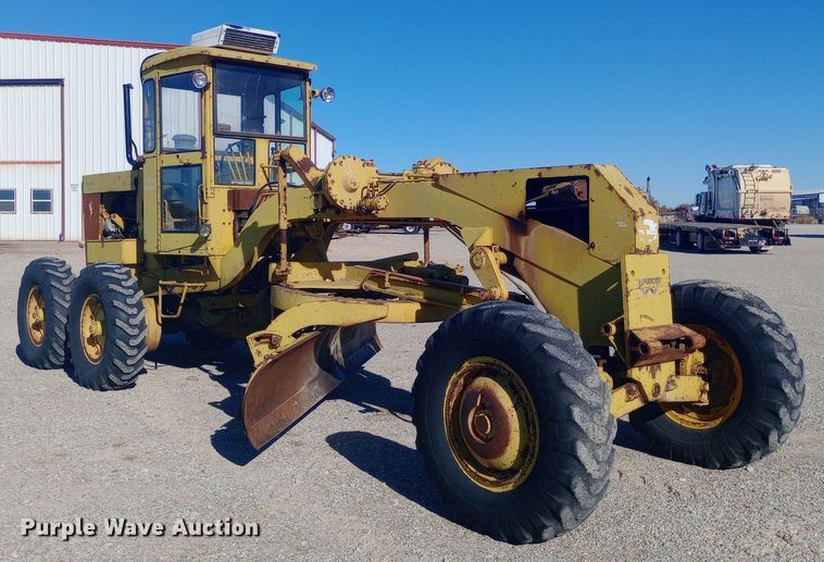 image for item DW0874 1972 Wabco 444 rigid frame motor grader