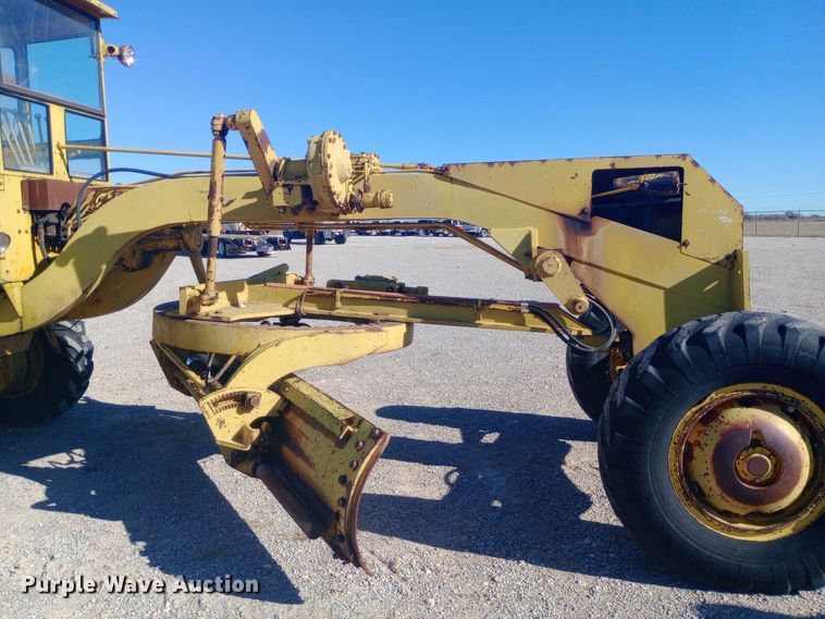 image for item DW0874 1972 Wabco 444 rigid frame motor grader