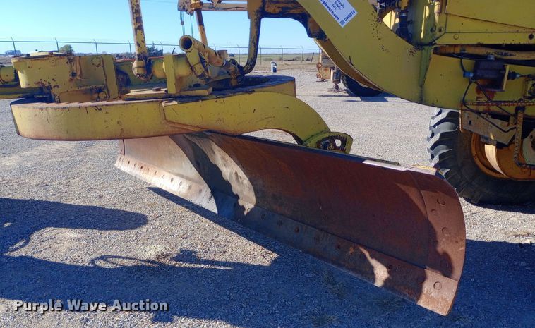 image for item DW0874 1972 Wabco 444 rigid frame motor grader