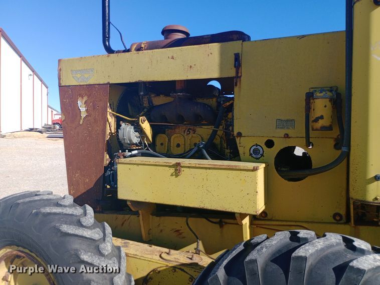 image for item DW0874 1972 Wabco 444 rigid frame motor grader