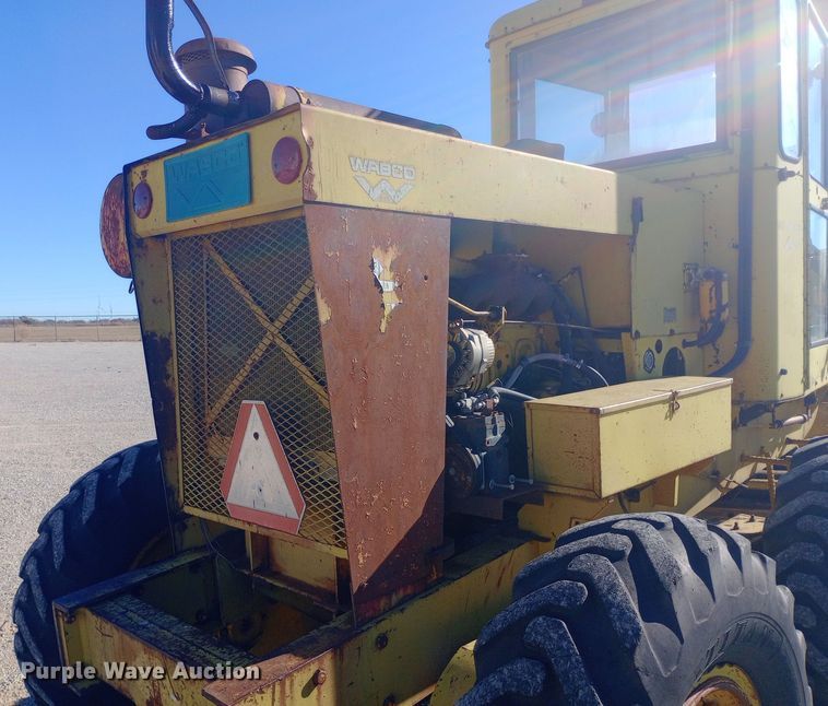 image for item DW0874 1972 Wabco 444 rigid frame motor grader