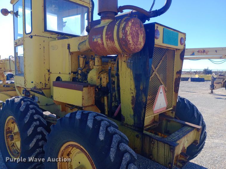 image for item DW0874 1972 Wabco 444 rigid frame motor grader