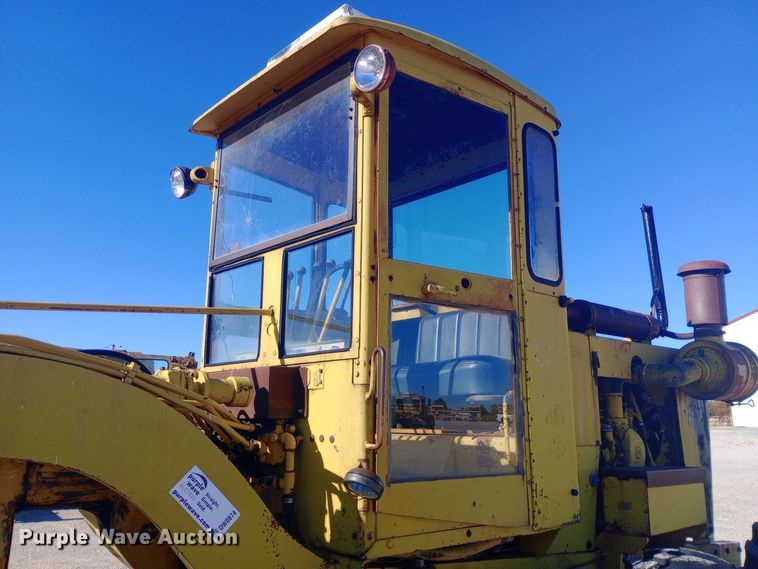 image for item DW0874 1972 Wabco 444 rigid frame motor grader