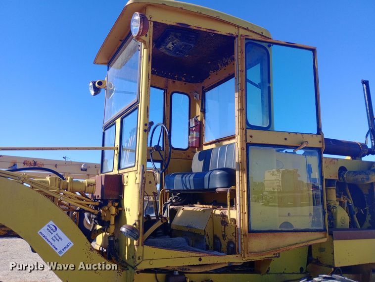 image for item DW0874 1972 Wabco 444 rigid frame motor grader
