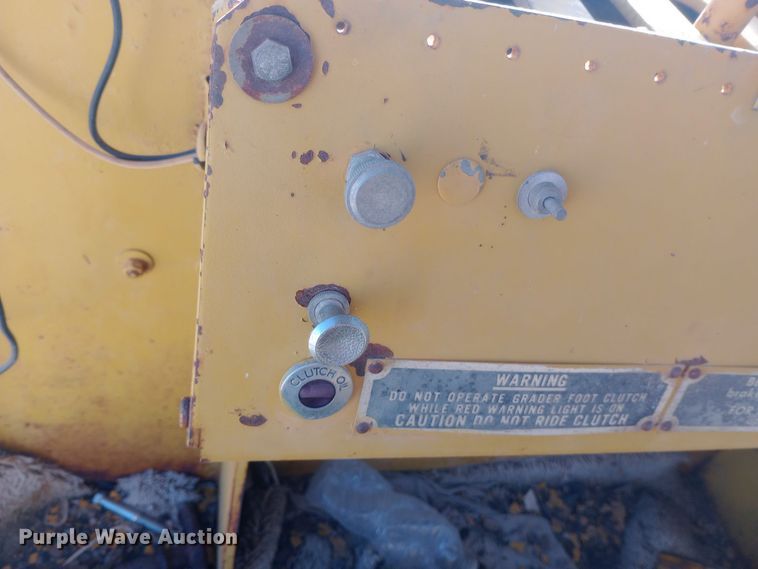 image for item DW0874 1972 Wabco 444 rigid frame motor grader