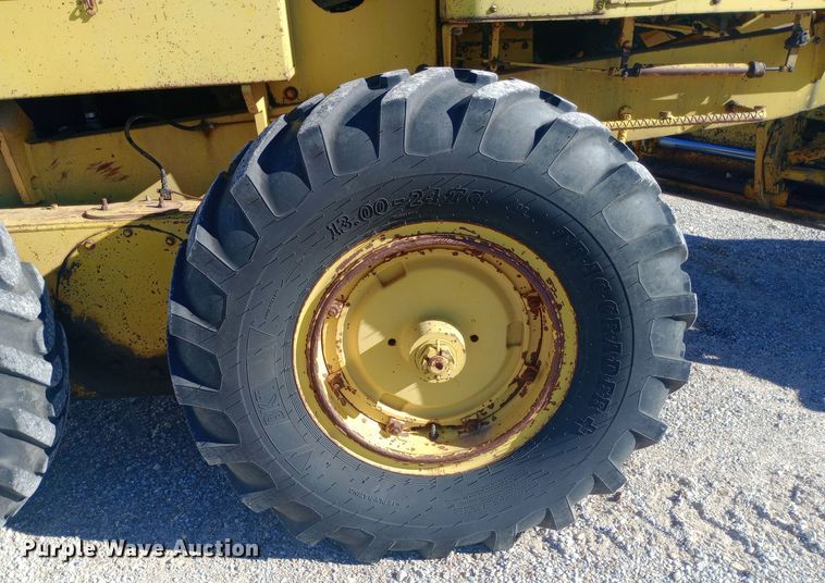 image for item DW0874 1972 Wabco 444 rigid frame motor grader